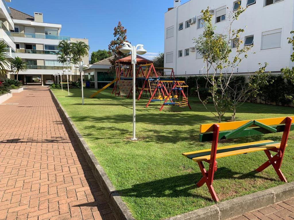 Apartamento De Frente Para Piscina, Com Vista Para O Mar Appartement Florianópolis Buitenkant foto