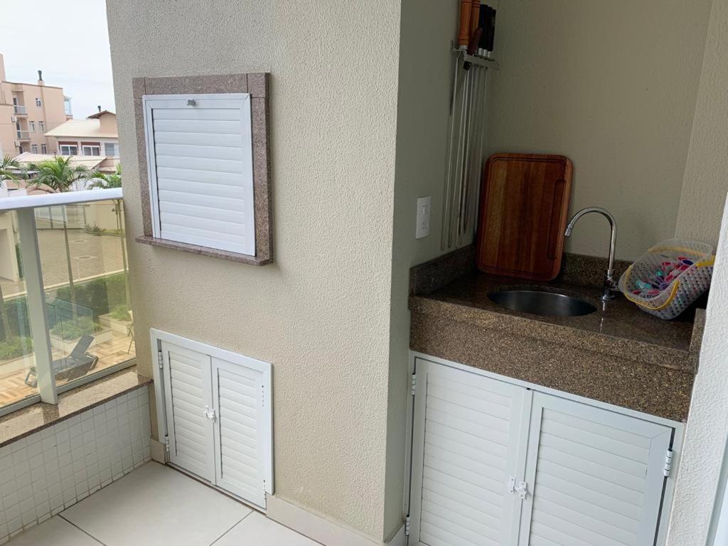 Apartamento De Frente Para Piscina, Com Vista Para O Mar Appartement Florianópolis Buitenkant foto